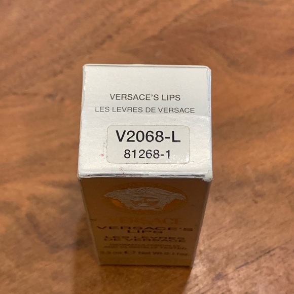 Versace - Picture 9 of 9
